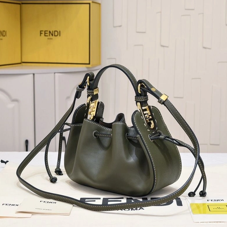 Affordable Green Mini Bag Leather In Bucket Fendi Calf Pomodorino 0815